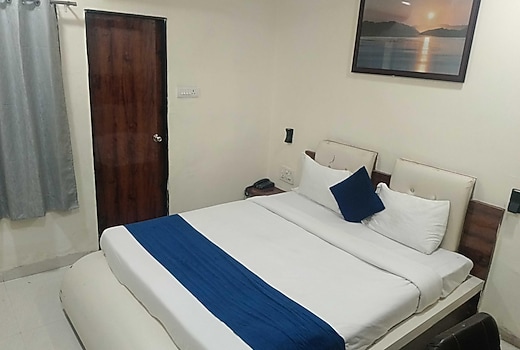 Hotel O Golden Sky