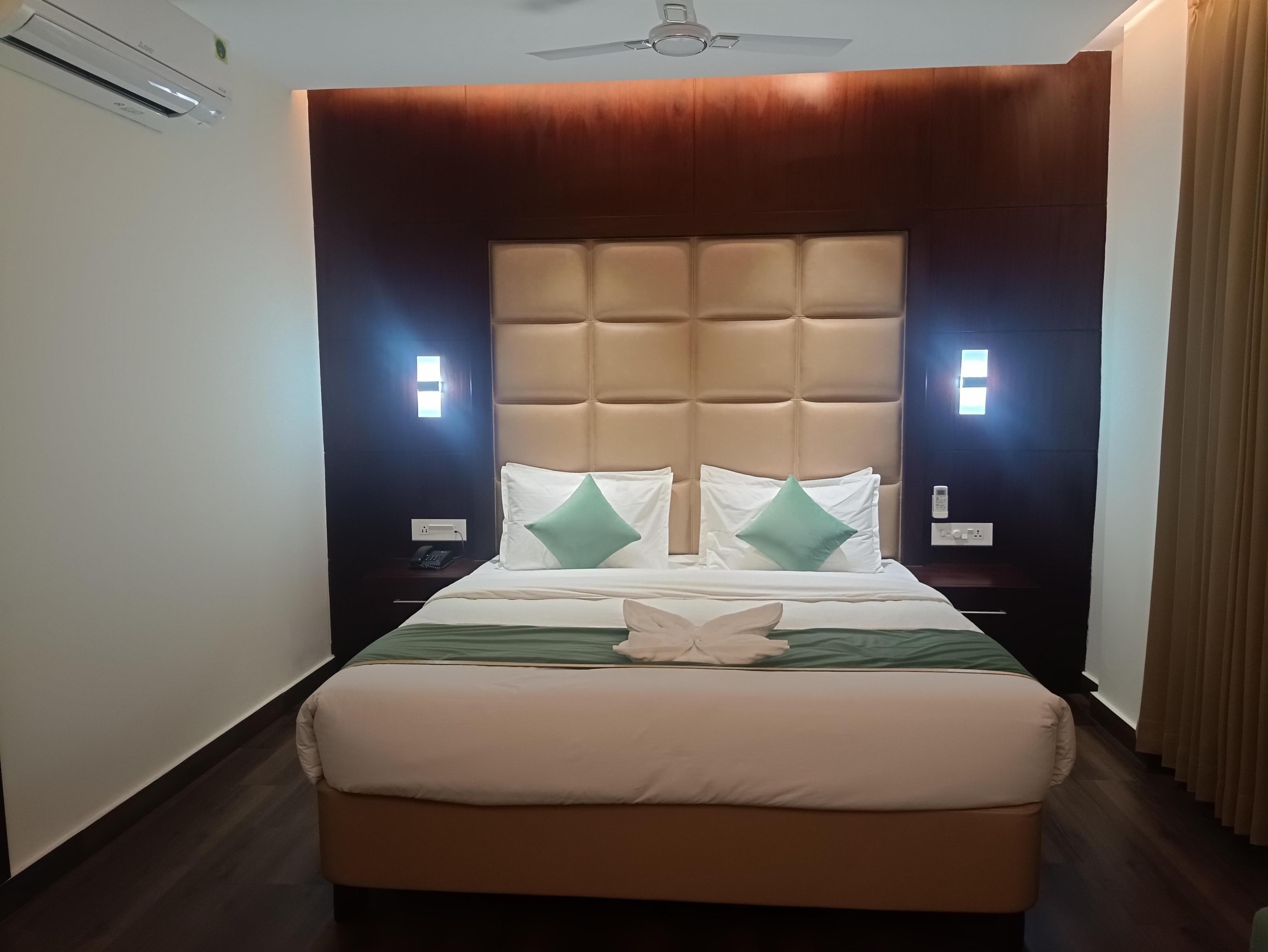 HOTEL ANMOL PALACE - Tap to explore photos