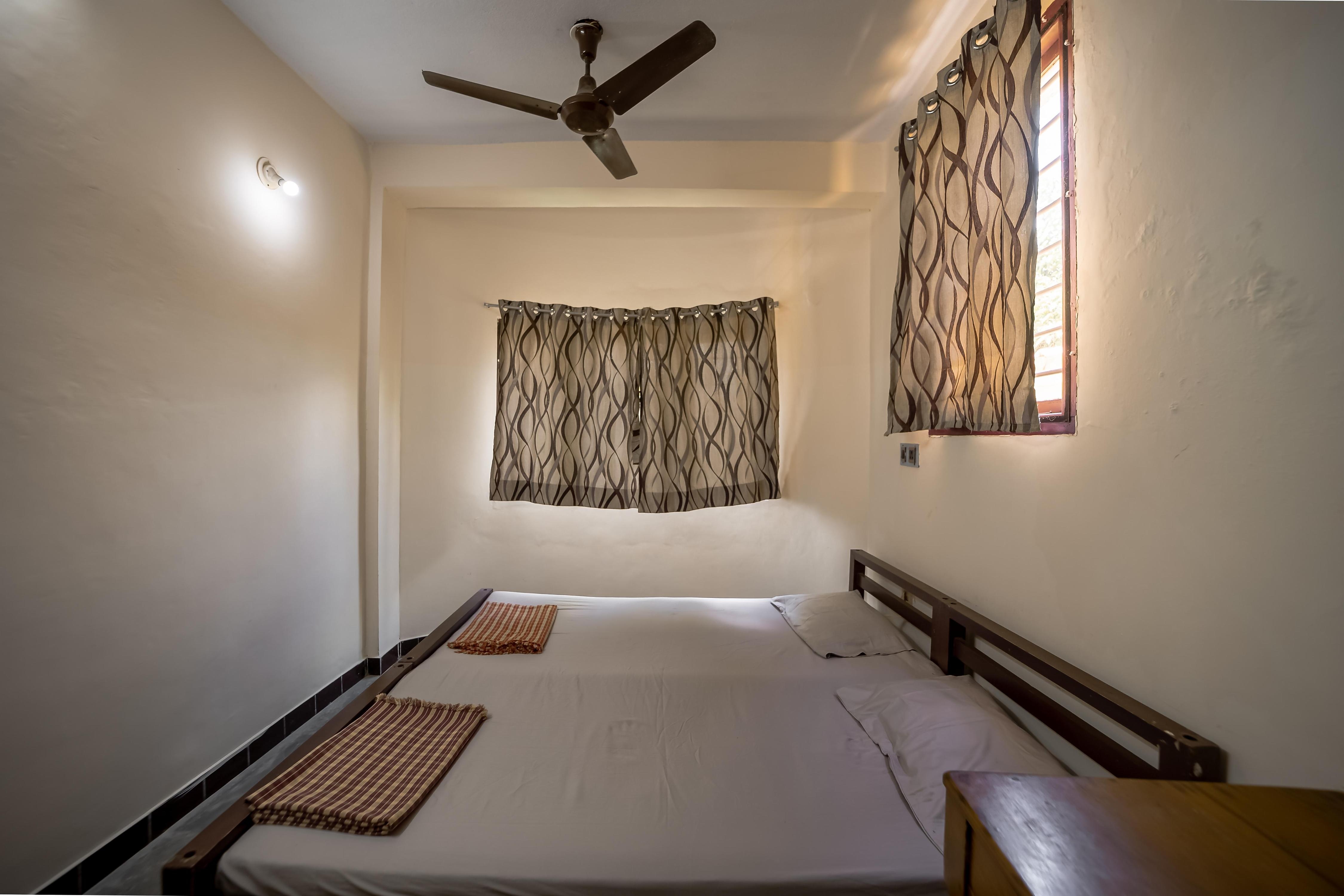 Sacar Guest House  Pondicherry - Tap to explore photos