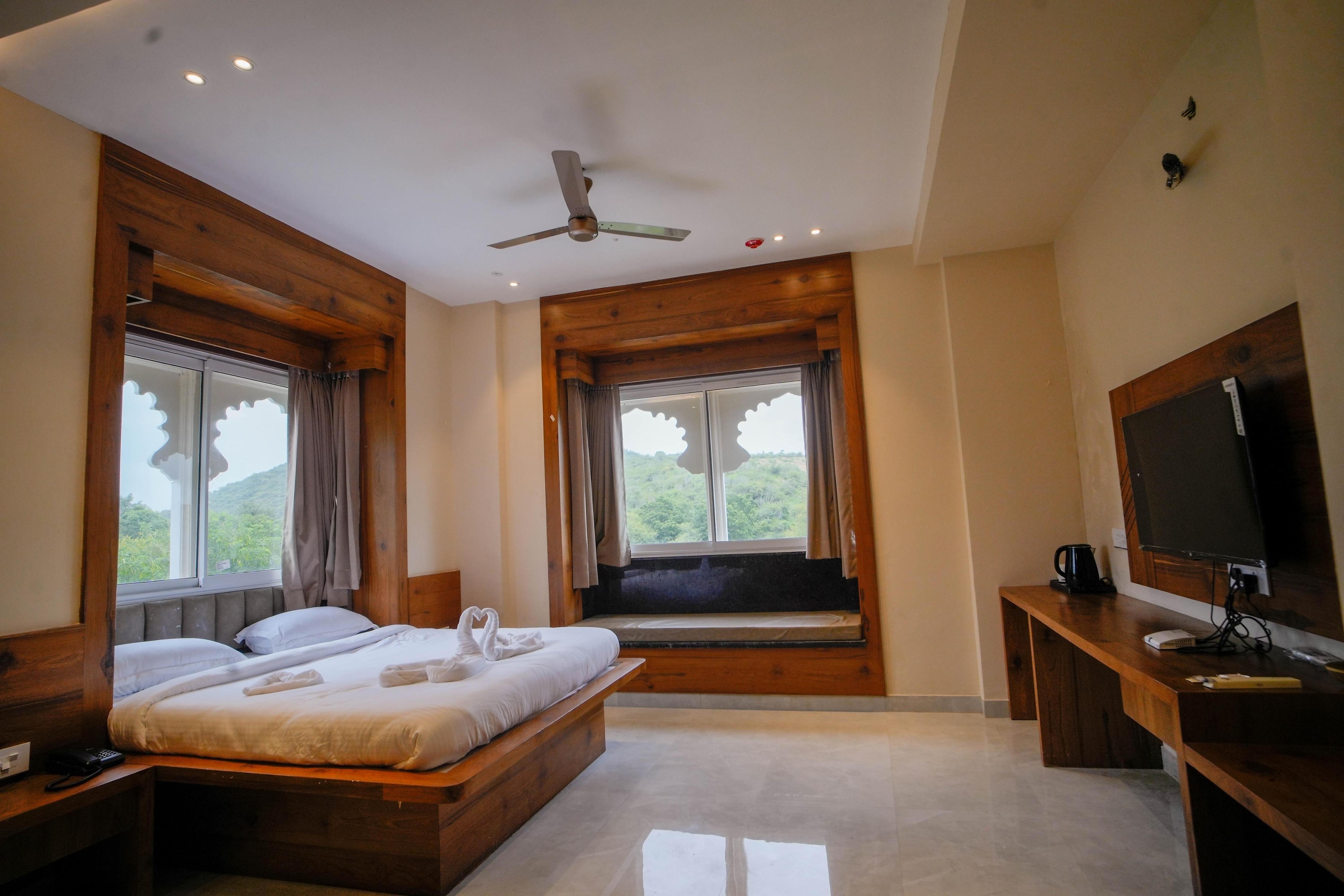 THE EKLING GARH HOTEL AND RESORT - Tap to explore photos