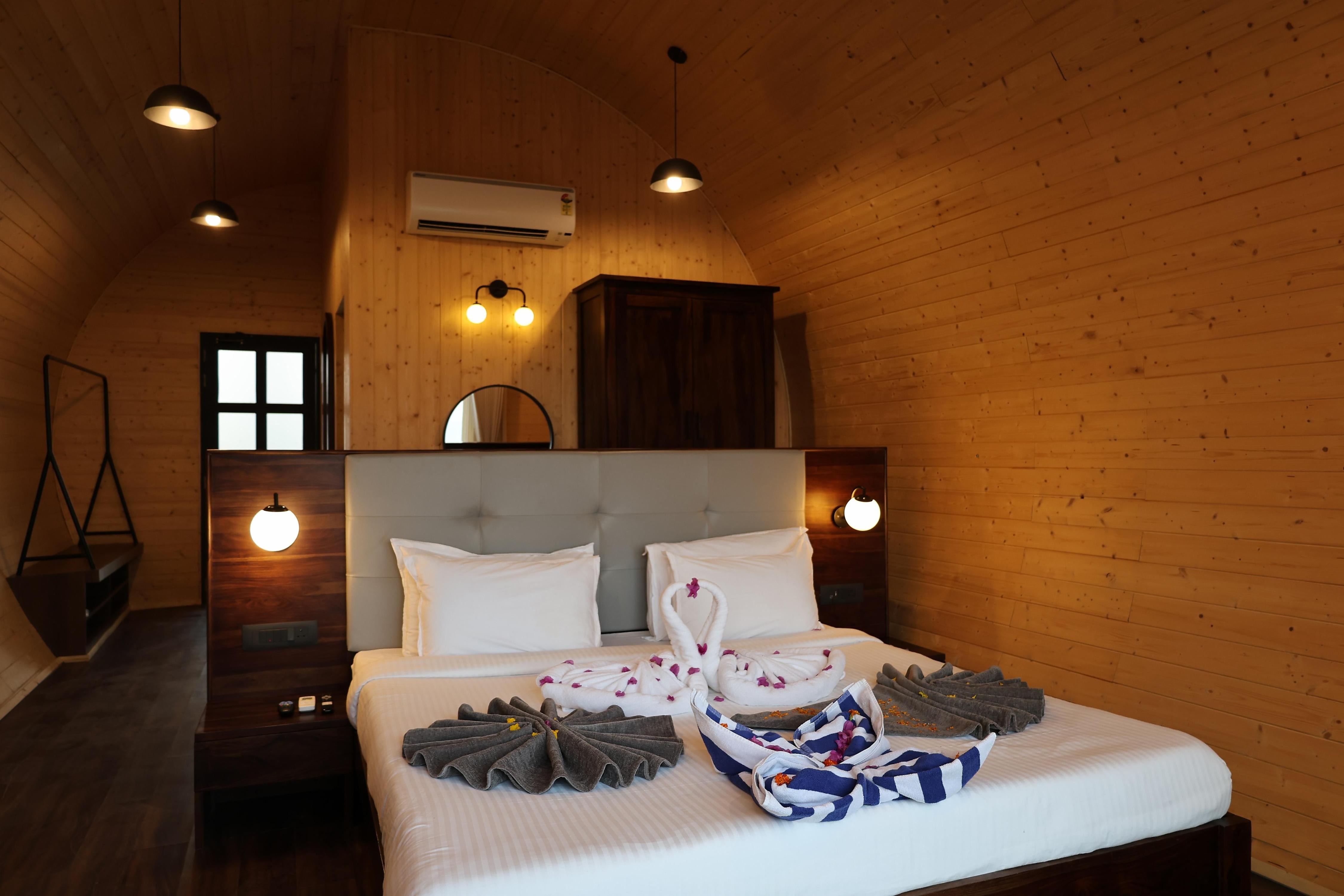 Praveg Beach Resort Diu Ghoghla Beach - Tap to explore photos
