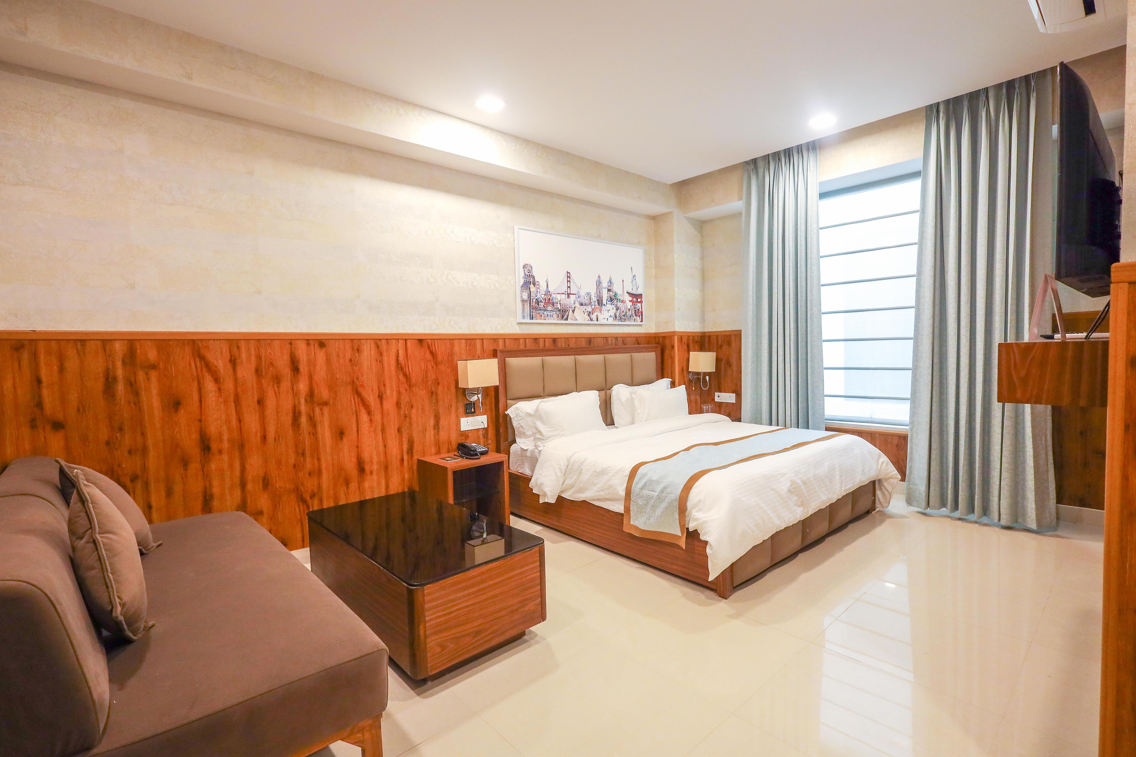 Clay Inn Hotel, Sohna Road, Sector 49, Gurugram - Tap to explore photos