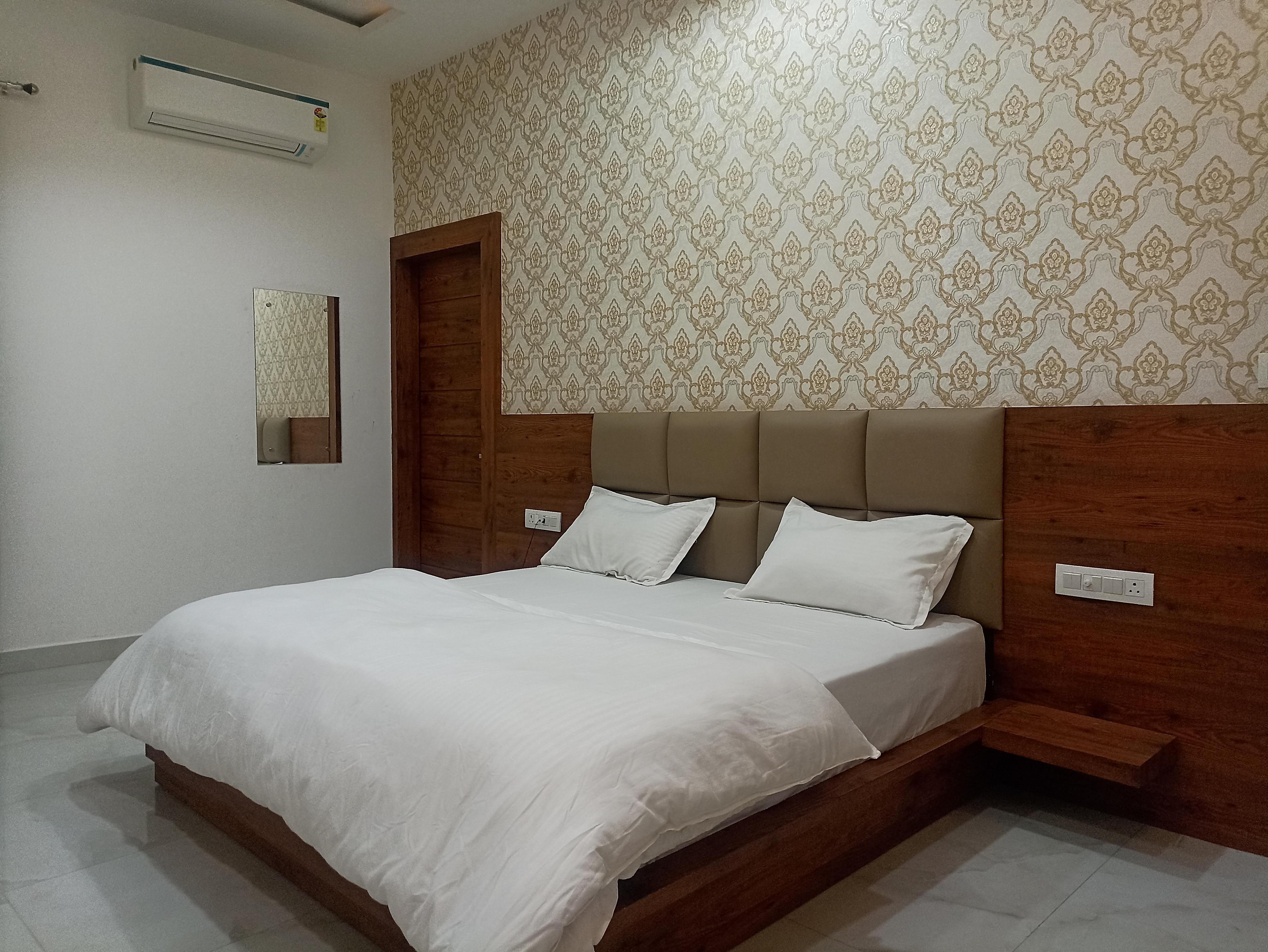 HOTEL BRIJ INN - Tap to explore photos