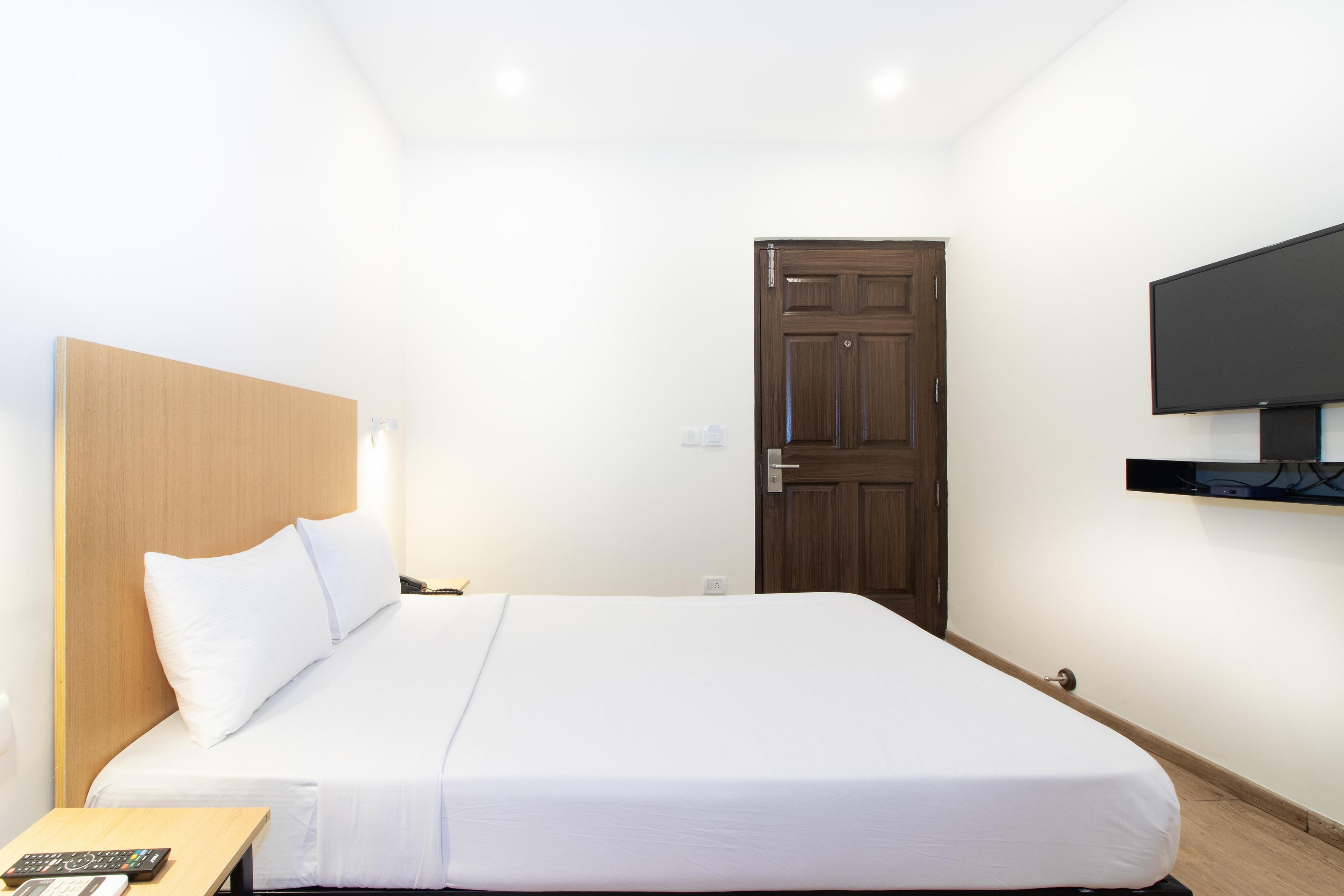 Sanctum Suites Richmond Road Bangalore - Tap to explore photos