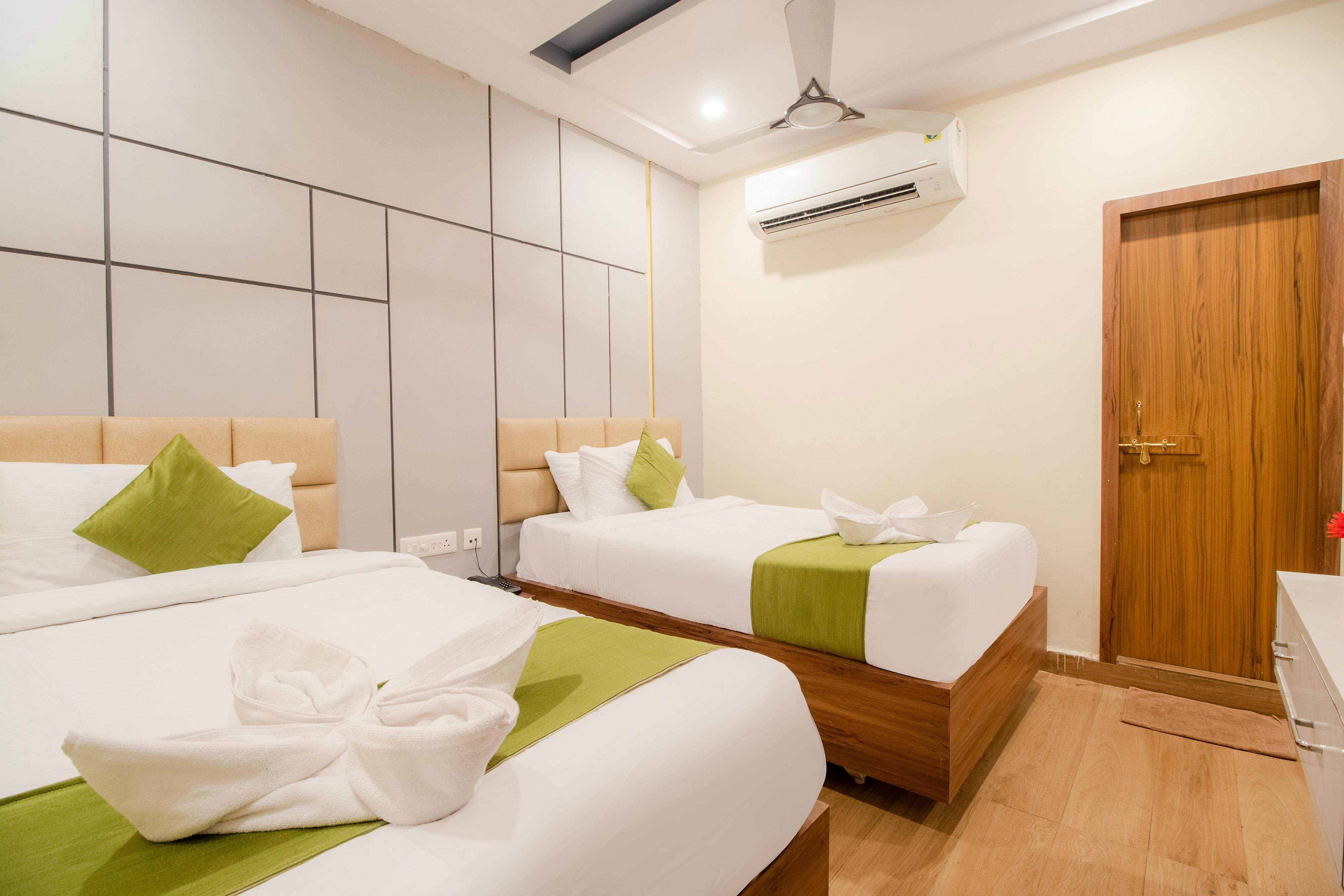 Beestay Hotels Mogalrajapuram - Tap to explore photos