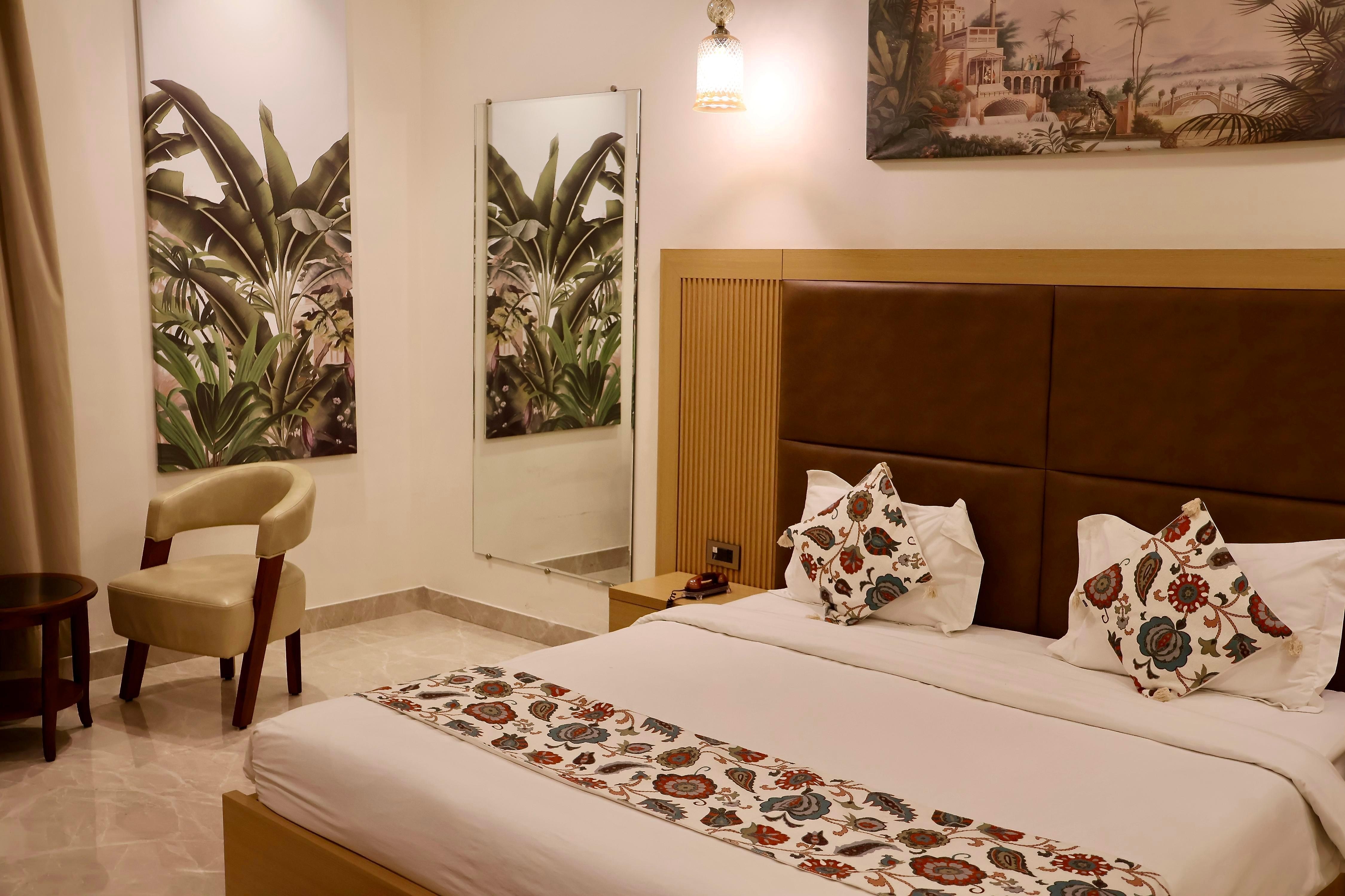 Labels Hotel 4