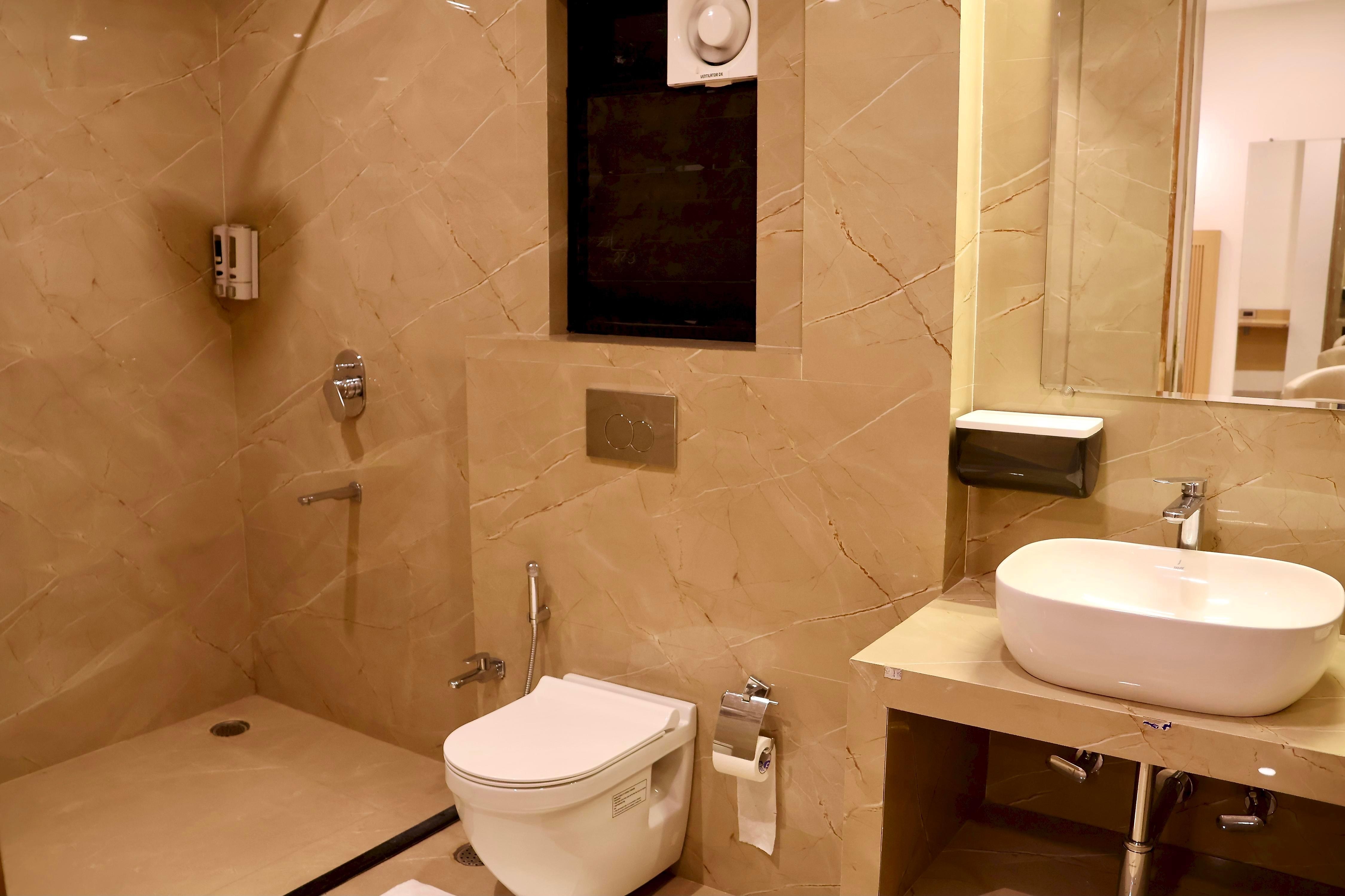 Labels Hotel 3