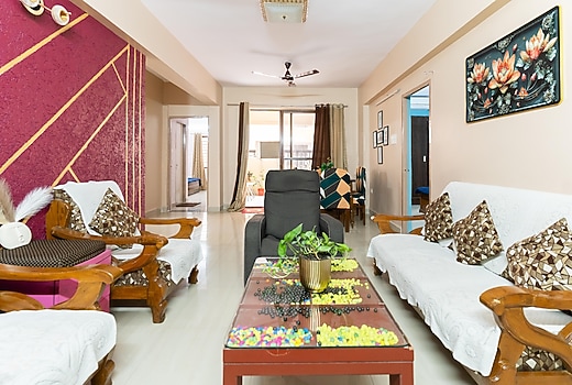 Staeg 2 bhk Heart of the city