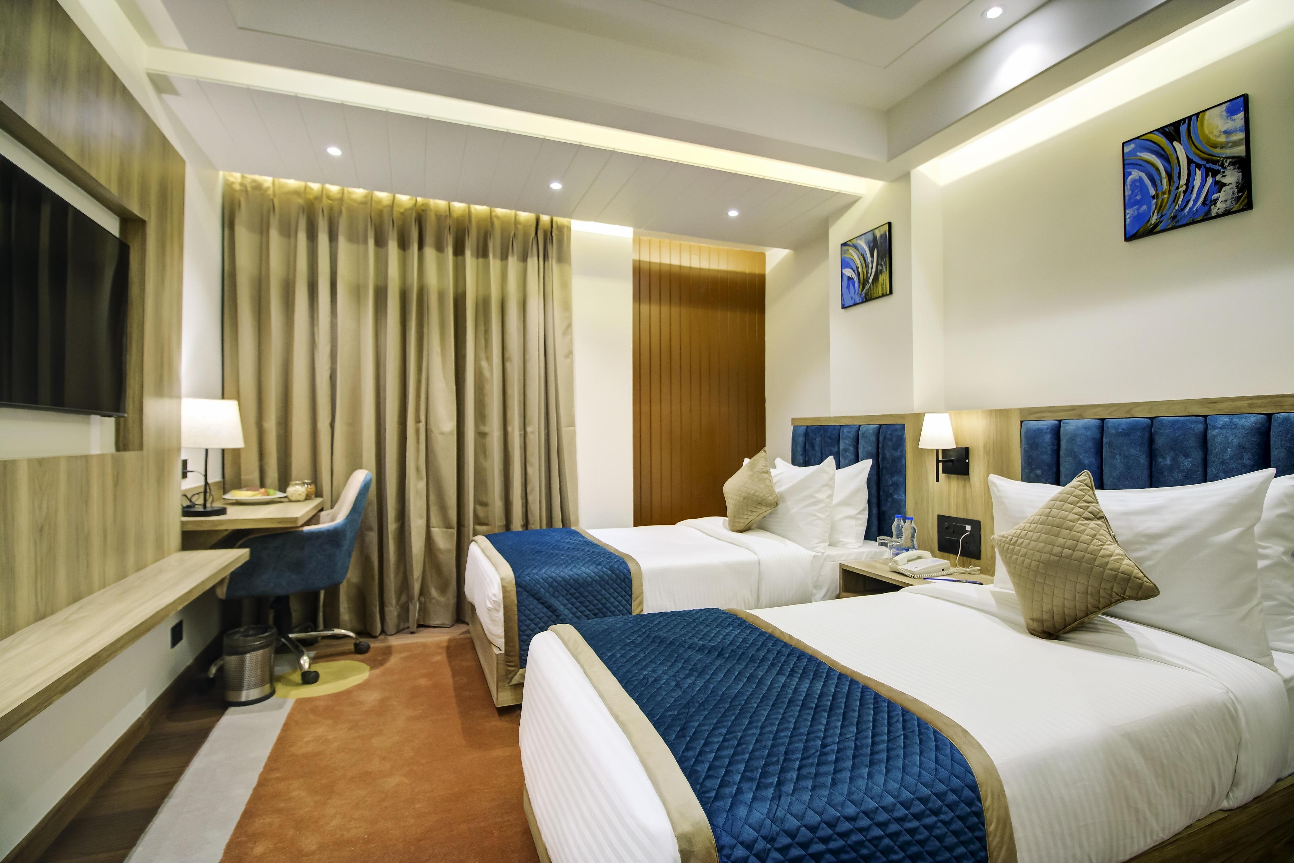 Cygnett Style Ganga Hotel - Tap to explore photos