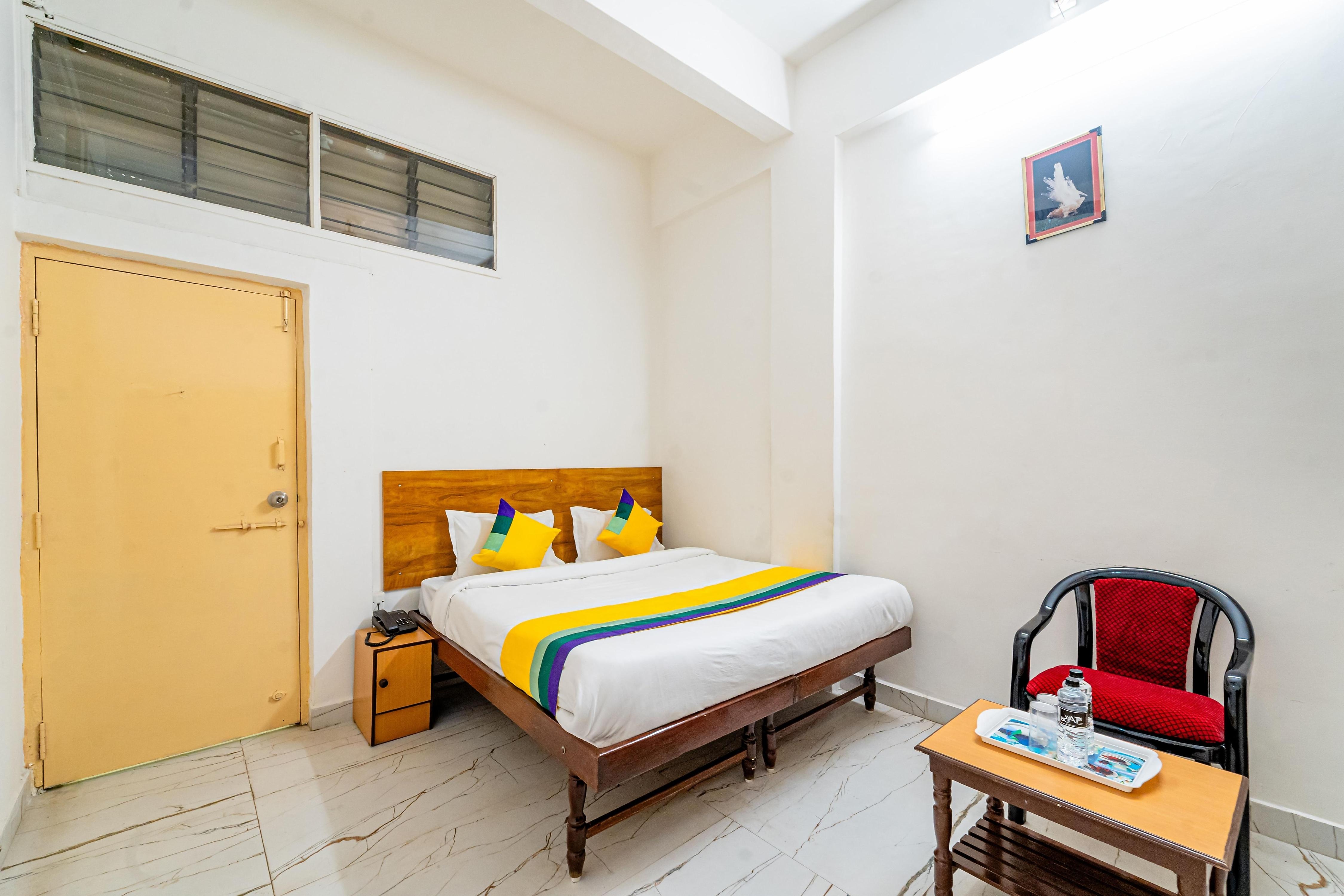 Itsy Hotels Mansi 4