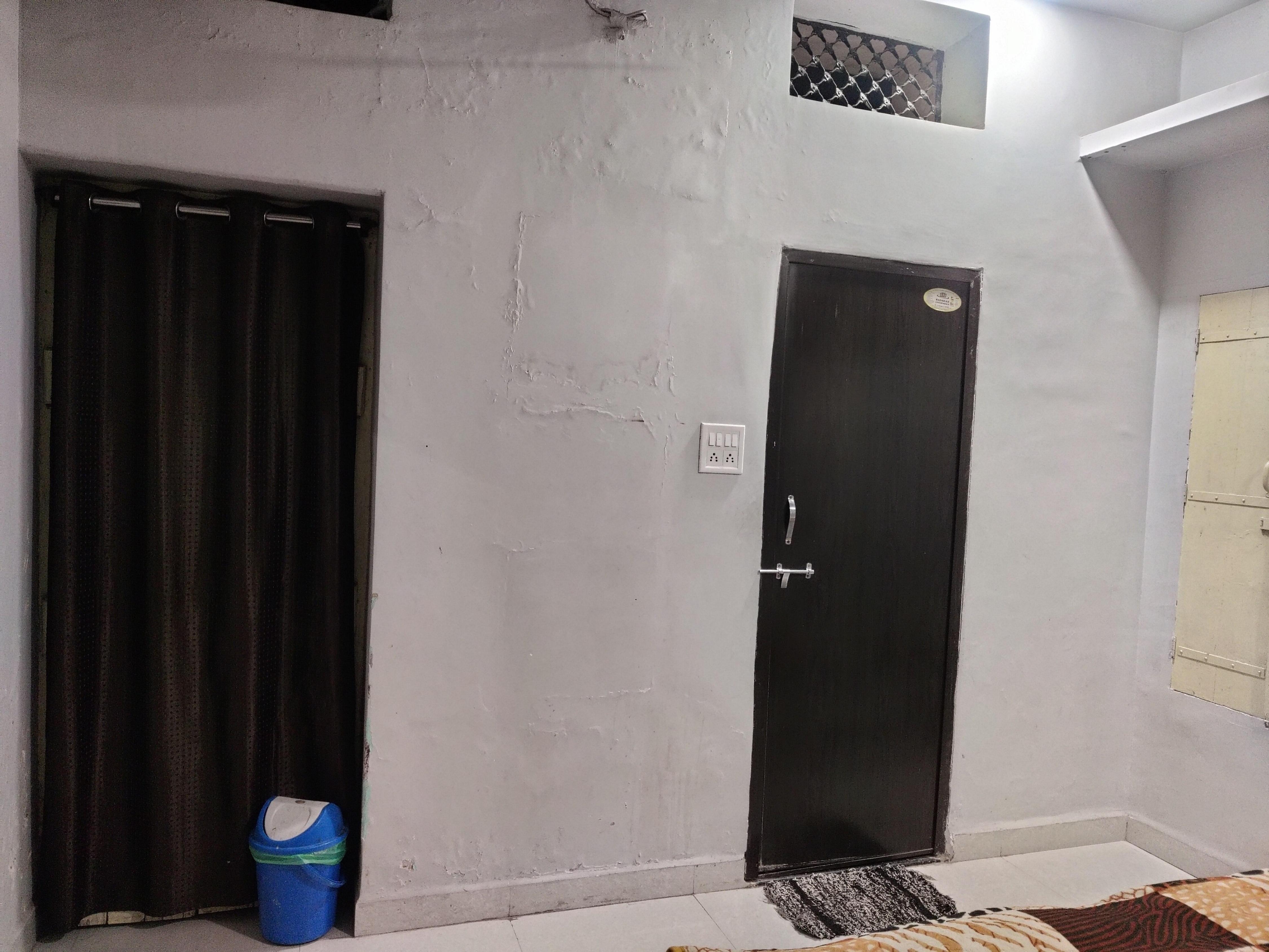 Shivaay Guest House - Tap to explore photos