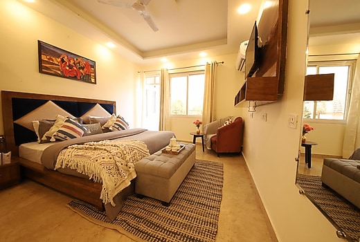 Perfectstayz Value Hills