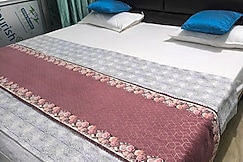 Prateek Stays | 3 Km Drive to Ramjanmbhoomi, Ayodhya