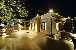 Bungalow Seven, Mount Abu