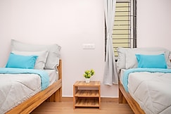 Z Express Novo, Bangalore