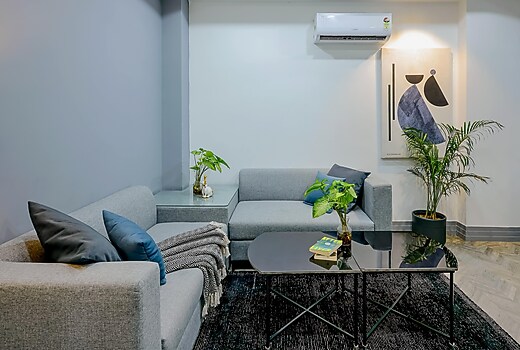 BedChambers LUXE Apartments | Golf Course Road