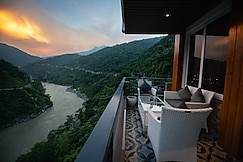 The tattva Devprayag, Guptkashi