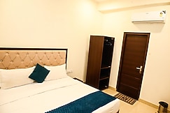 HOTEL INFRA VIEW, Kharar