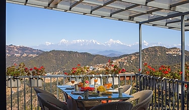 Hilltop 2 BHK Retreat with Pool table, Lounge & Attic