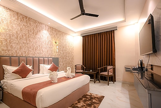 Virasat by Triveni Grand