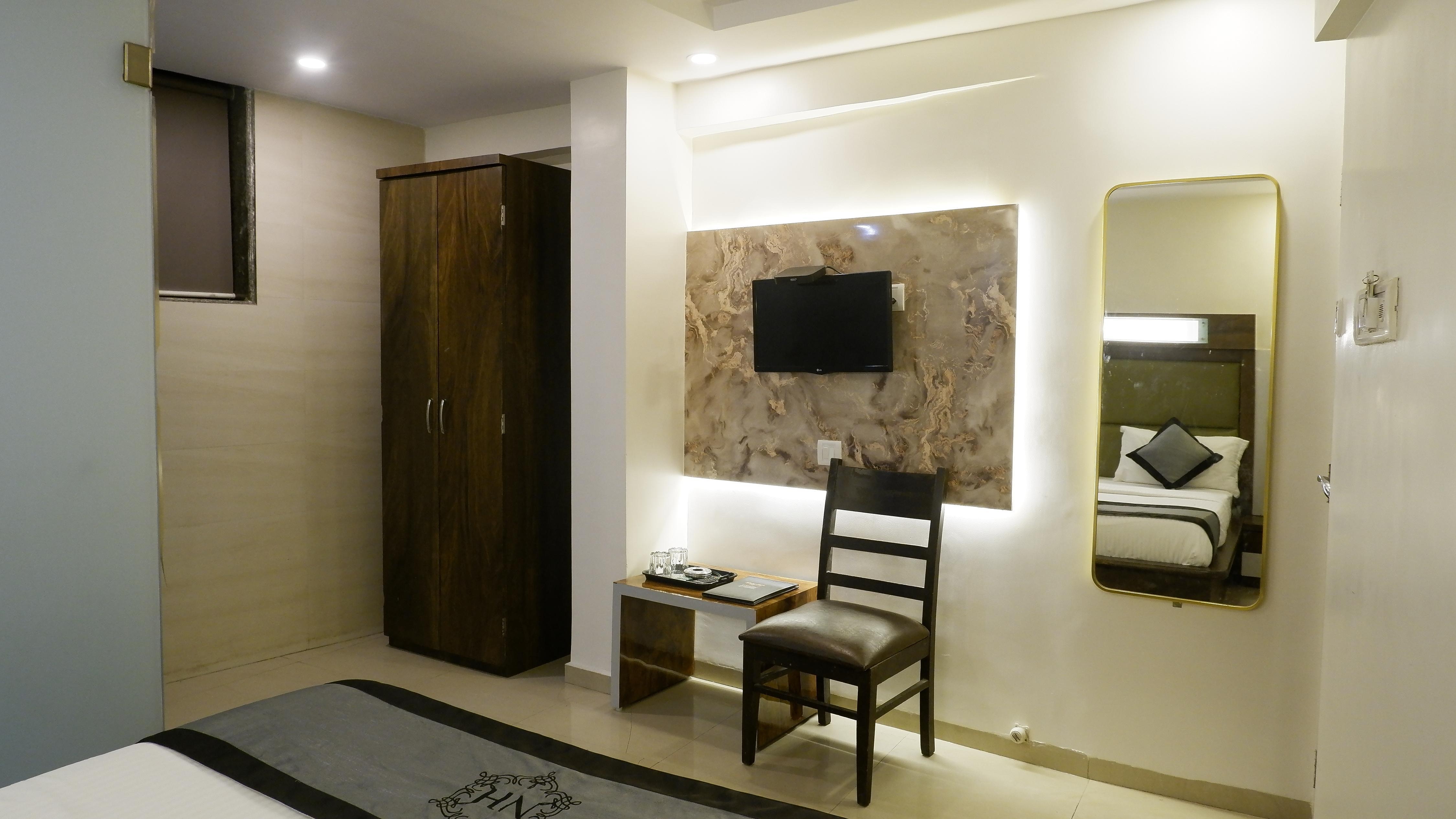Hotel Kwality Inn by Naivedhya Veg Treat 5