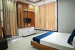 HOTEL DEV KRIPA, Datia