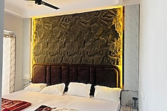 Hotel Radha Madhavam Luxurious Boutique Stay, Mathura