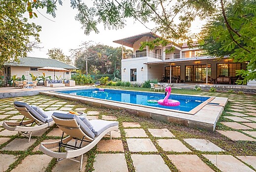 ELIVAAS Casa Mocha | Exquisite 5-BHK Retreat with Pvt Pool, Verandah & Ent Lounge