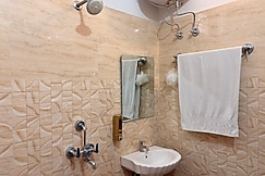 The Wings Home Peace and Coziness 1 BHK, Varanasi