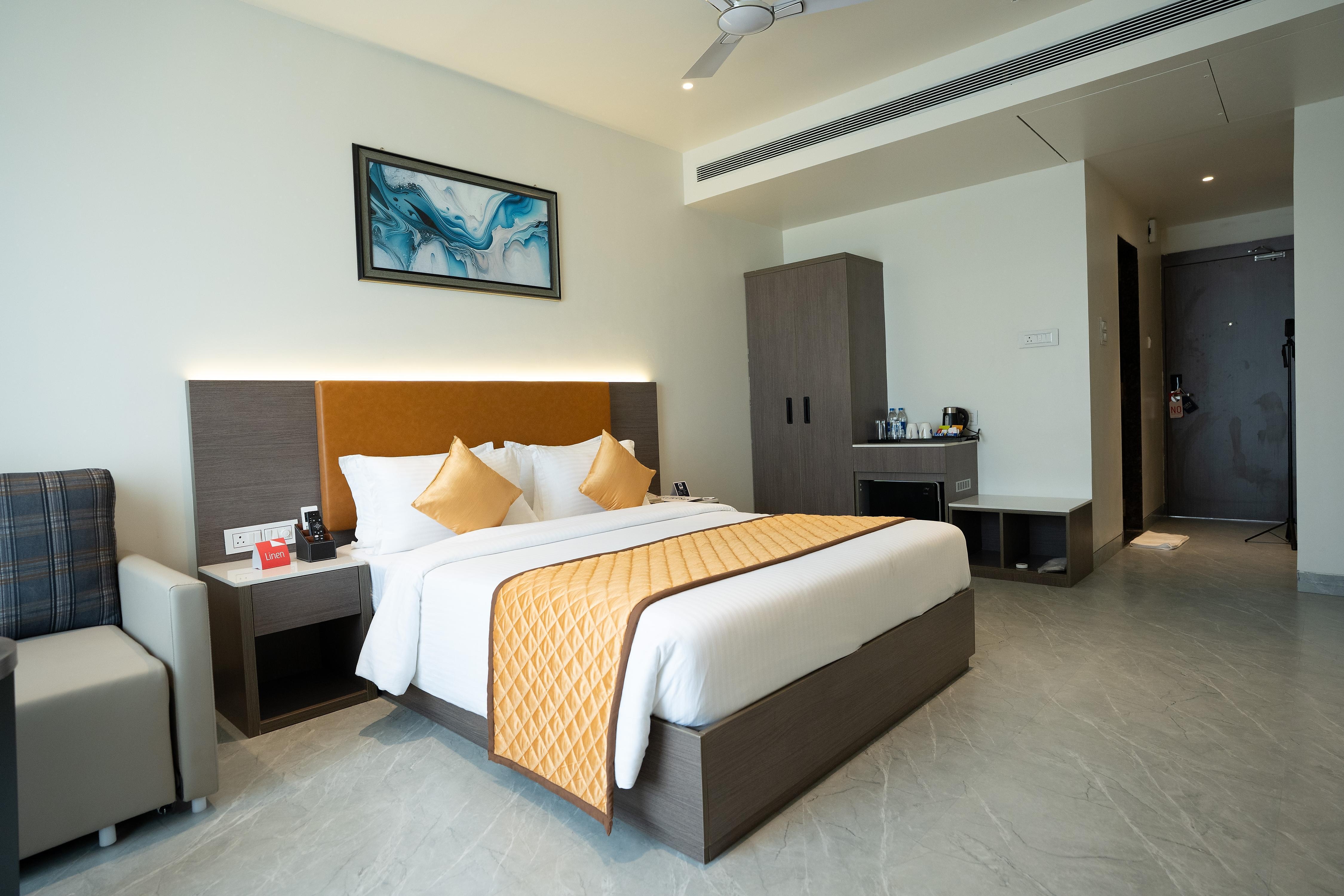 Zip By Spree Hotels Pandharpur - Tap to explore photos