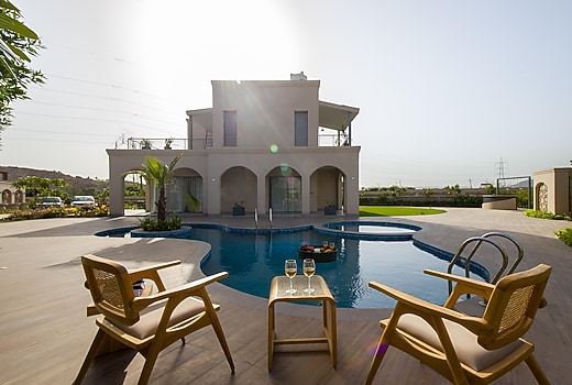 Mediterranean Villa Getaway | 2 BHK Pvt Pool & Aravalli Views