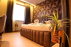 GLENSTAR HOTEL, Chandigarh