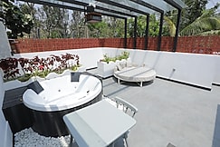 Ohstayz Mint | 2BHK Jacuzzi Villa, Yelagiri