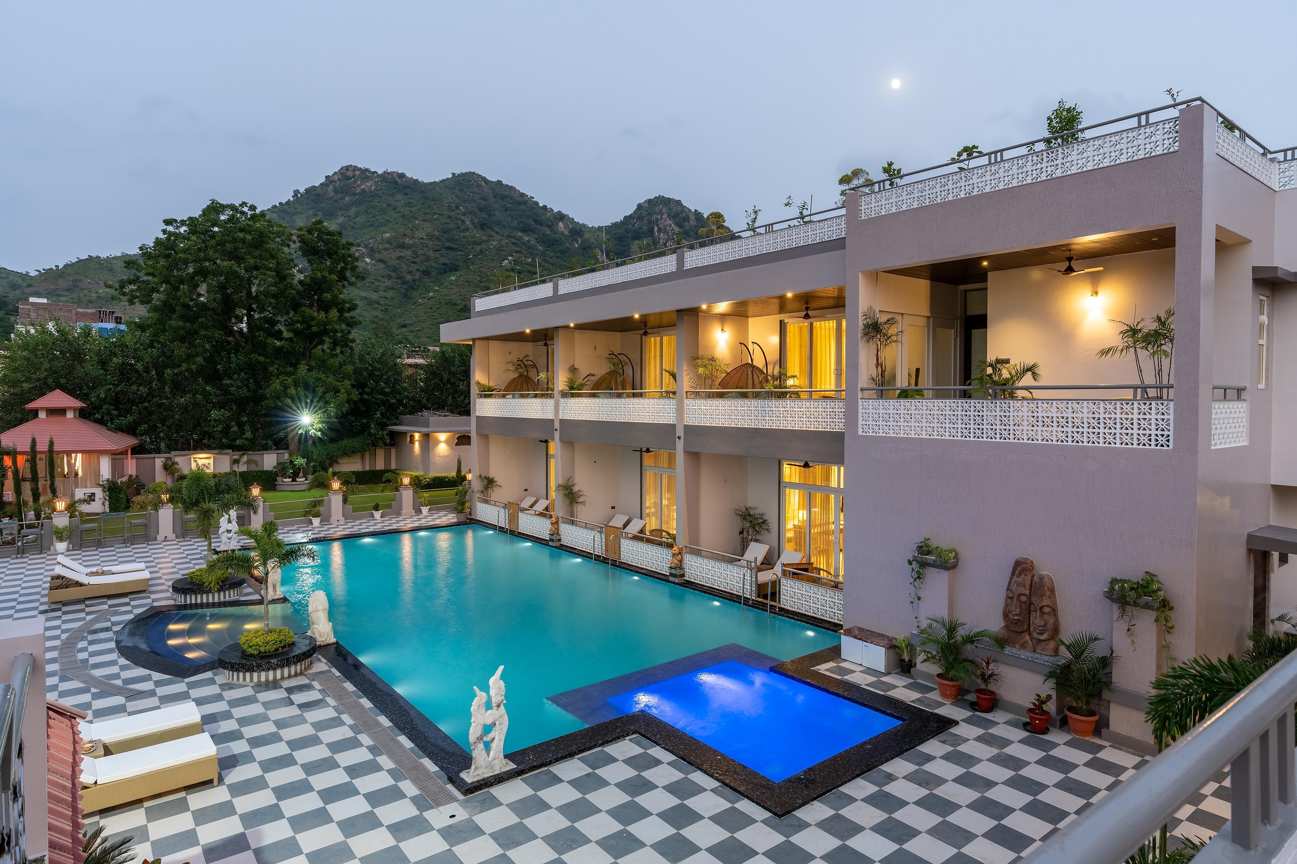 Mountain Creek Villa |Entire 3 BHK Villa with Private Pool - Tap to explore photos