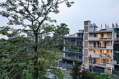 Alaya Stays Udgam Vilas | Serene 5-BHK Apartment With Lift, Dehradun