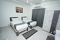 SwagStay Hotel Riviera, Ramtek