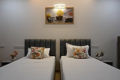 Solitaire Suites by Black Tie, Jaipur