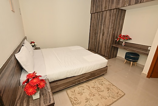 Sky s Heaven   2 BR  Apartment By Benaulim Beach