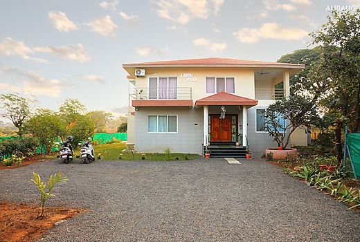 The Ferry Point 6BHK with pool