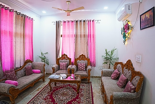 Your Peaceful Retreat | Near Janeshwar Park