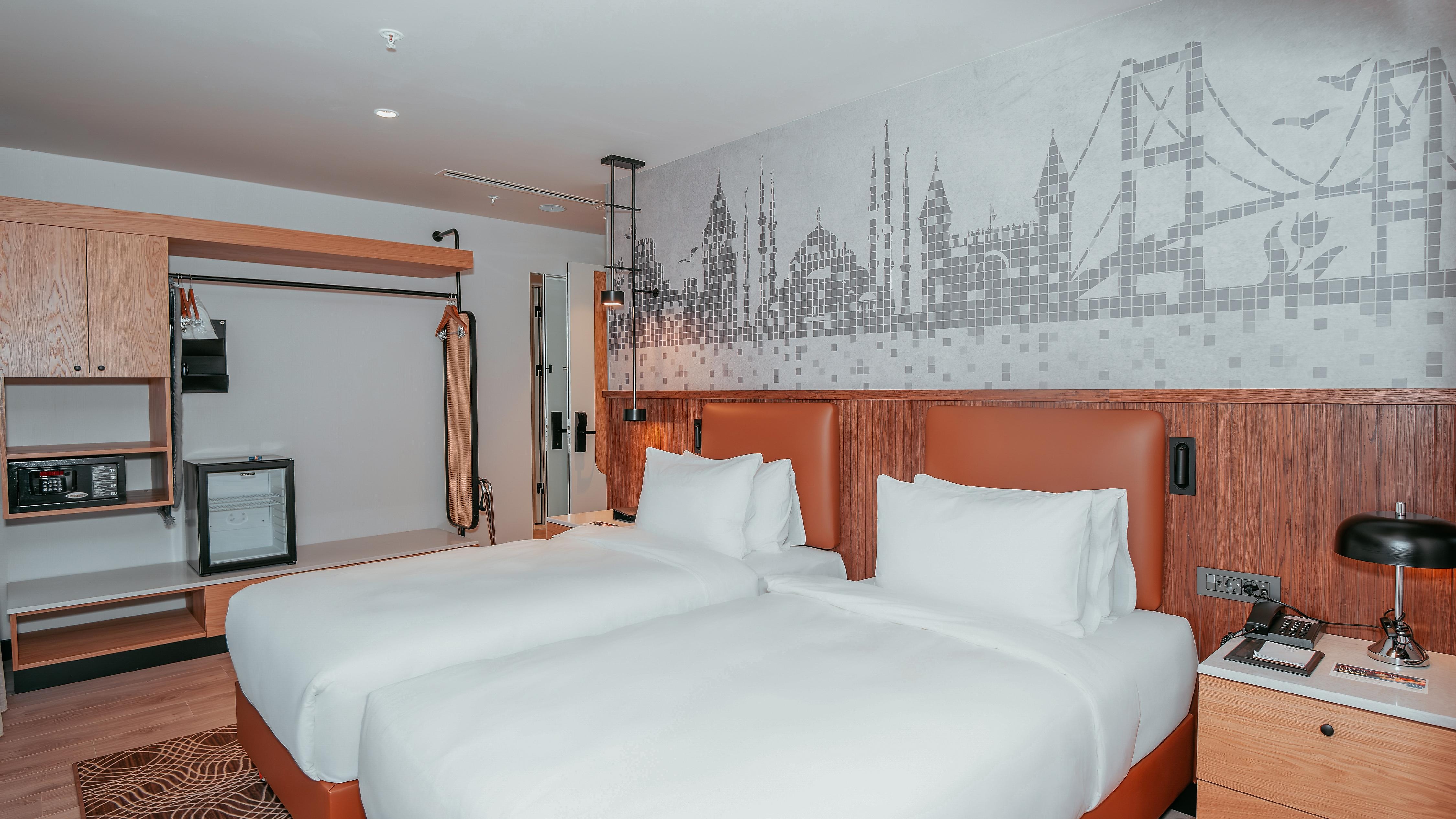 TRYP by Wyndham Istanbul Dolapdere - Tap to explore photos
