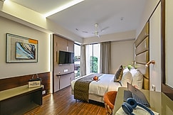 Hotel Grand Girdhar Premier, Indore