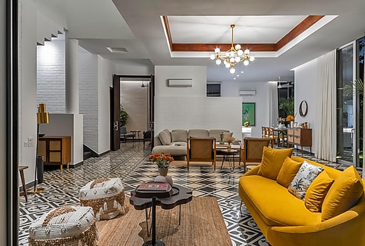 La Macedo Estate by The Blue Kite