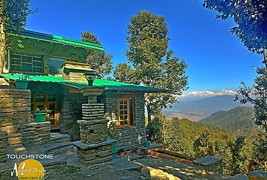 TouchStone by MettaDhura Charming Open House