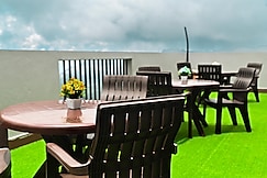 PINE CREST INN, Darjeeling