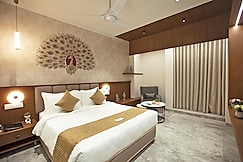 Grand continent hotels , Dwarka