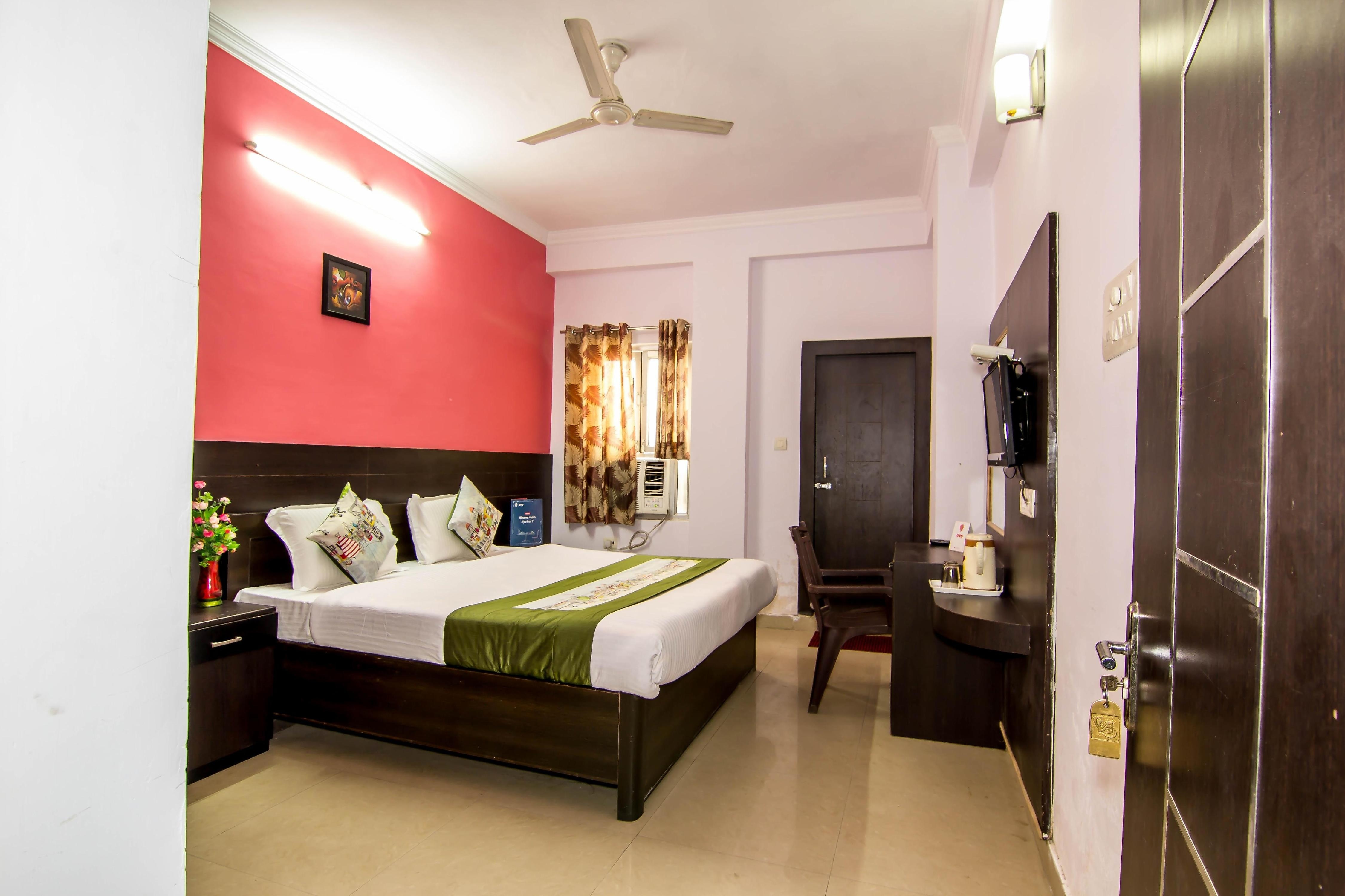 Hotel O Prayagraj Central Railway Junction Formerly Shantila Inn - Tap to explore photos