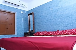 RAJAGOPURAM STAY INN, Tiruvannamalai