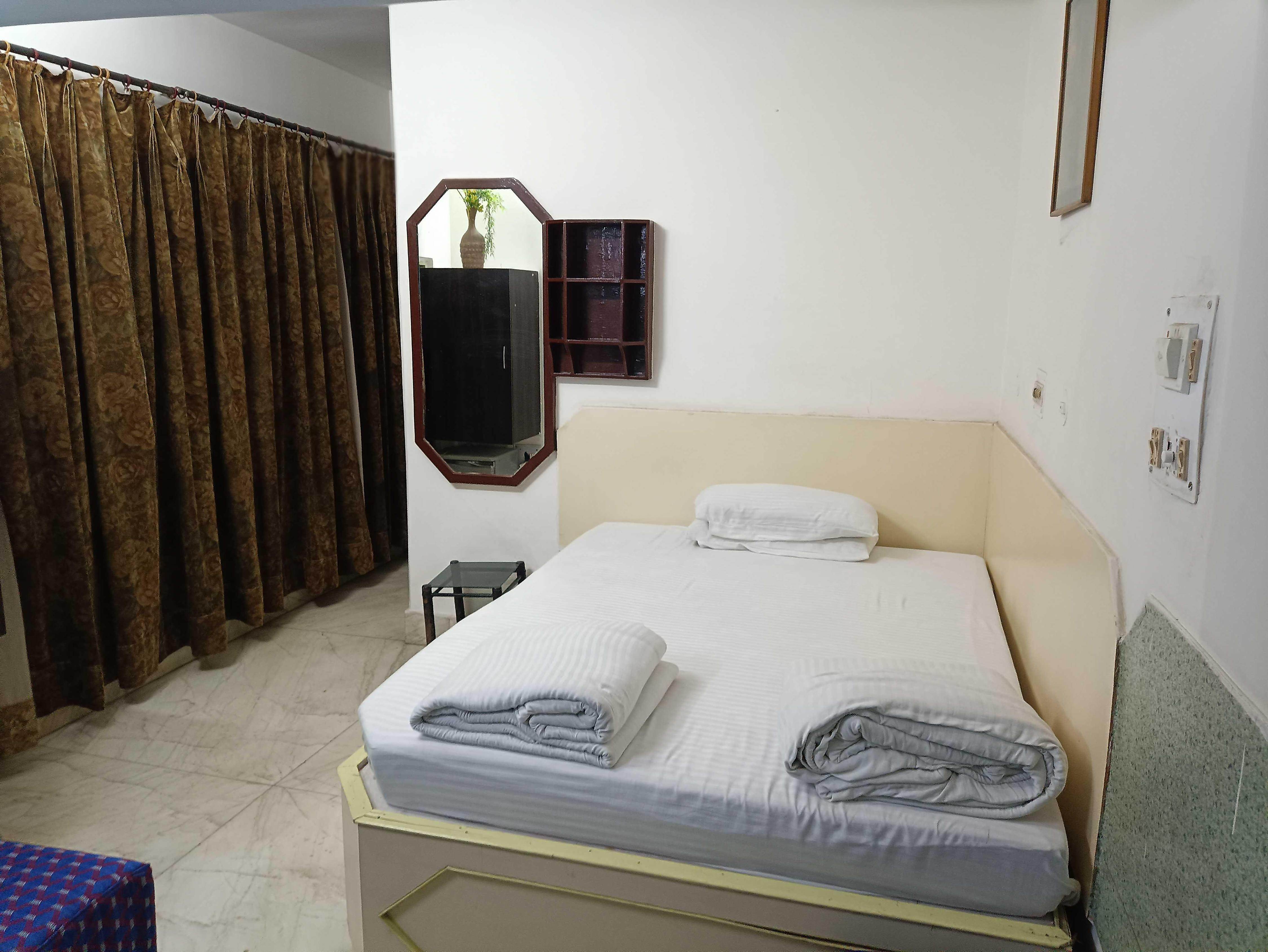 Hotel O Akash Namostay - Tap to explore photos