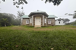 Munnar Private Bungalow by Thottom Stays| 2 BHK, Munnar